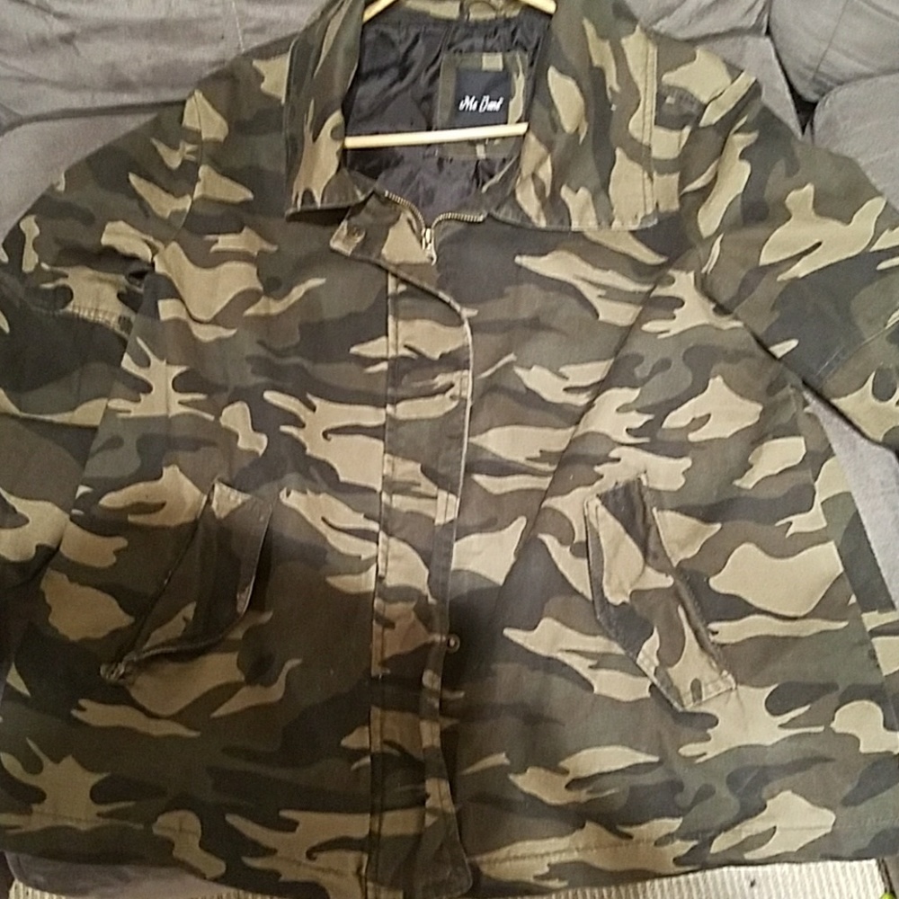 Spring jacket - Picture 3 of 3